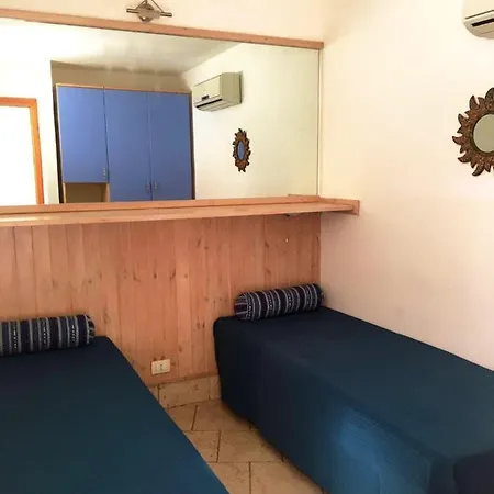 La piccola casa blu